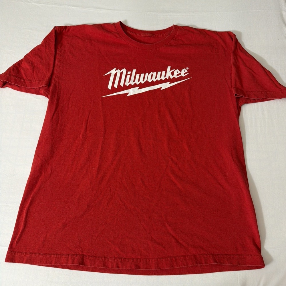 Milwaukee T Shirt‎ Men Size XL Snap On Tool Electrician Trade Worker Blue Collar